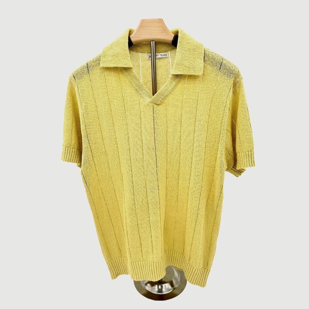 Zara Men’s Yellow V-Neck Short Sleeve Sweater - Picture 2 of 3